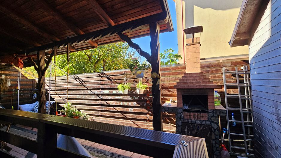 Vila complet mobilata si utilata - comuna Berceni - Poză 4