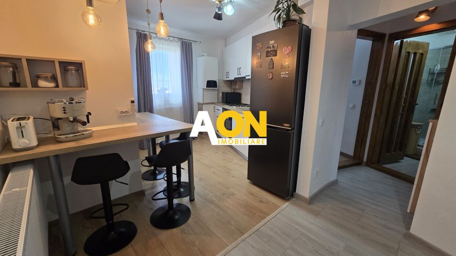 Apartament 2 Camere Decomandat Cetate, Complet Renovat si Mobilat - Poză 3