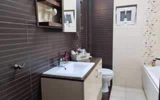 Giroc-UM | 2 Camere | Mobilat si Utilat | Loc de parcare - Poză 11