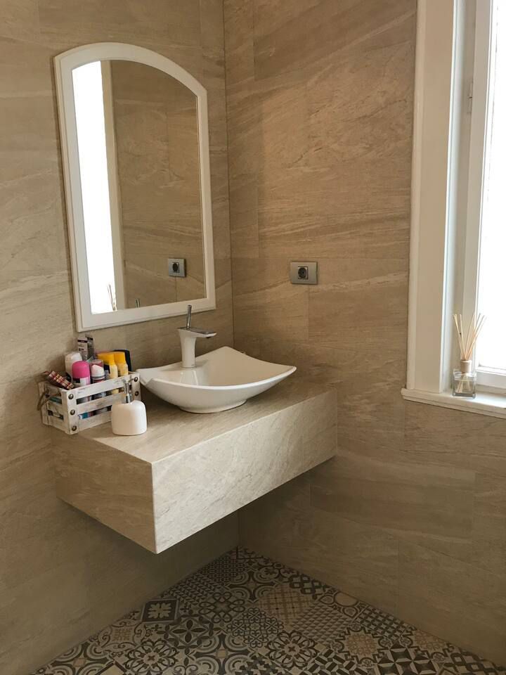 Apartament aproape de Piata Unirii - pretabil si pentru birouri - Poză 10