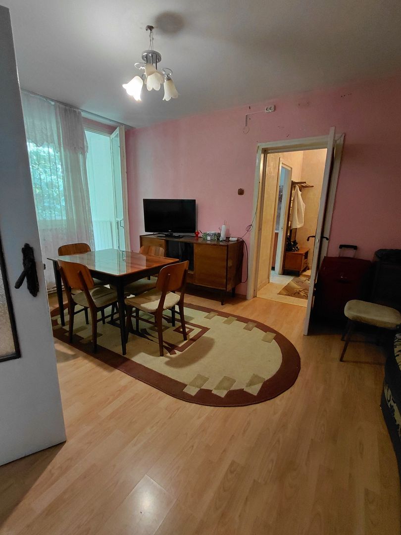 Apartament cu 2 camere Tiglina 1,et.2,strada Saturn zona pietei - Poză 11