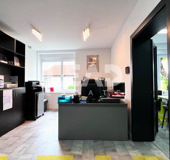 Casa renovata complet! 210 mp utili pe teren de 548 mp! - Poză 14