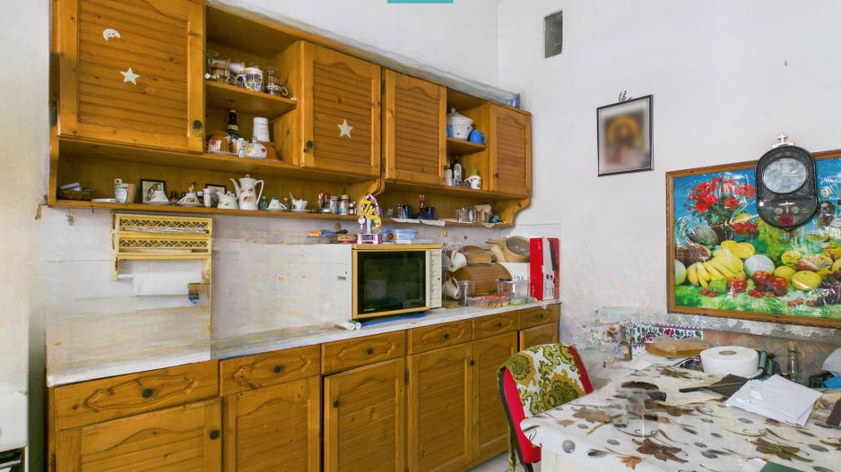 Apartament la curte comună în Aradul Nou - Poză 3