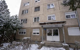 Apartament 4 camere 2 bai etaj 1 Iosia - Poză 10