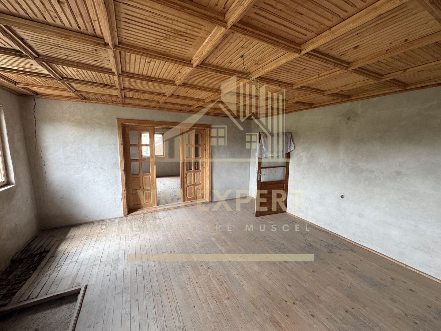 CASĂ 7 CAMERE TEREN 468 MP BUGHEA DE SUS ARGEȘ - Poză 12