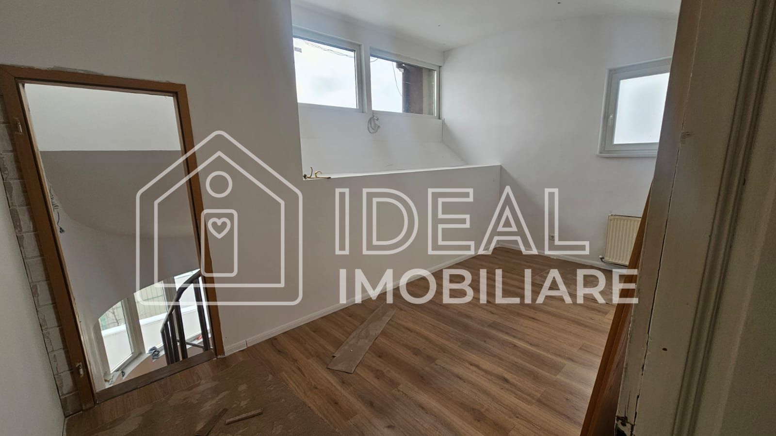 Spatiu Comercial cu 11 camere, 365 mp utili,  zona Cale Dumbravii - Poză 3