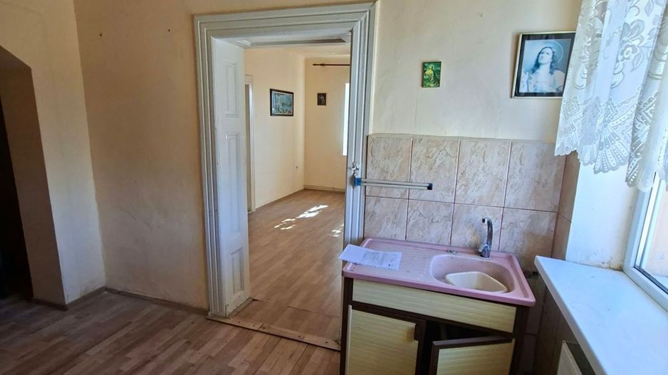 Apartament 2 camere la casa in imobil cu 2 apartamente - Poză 11