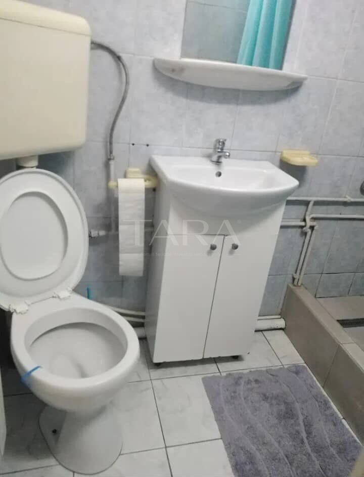 !!OCAZIE!! GARSONIERA DE VANZARE - Poză 1