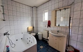 Com 0% Casă individuală cu 7 camere si garaj | Lidl Braytim - Poză 19