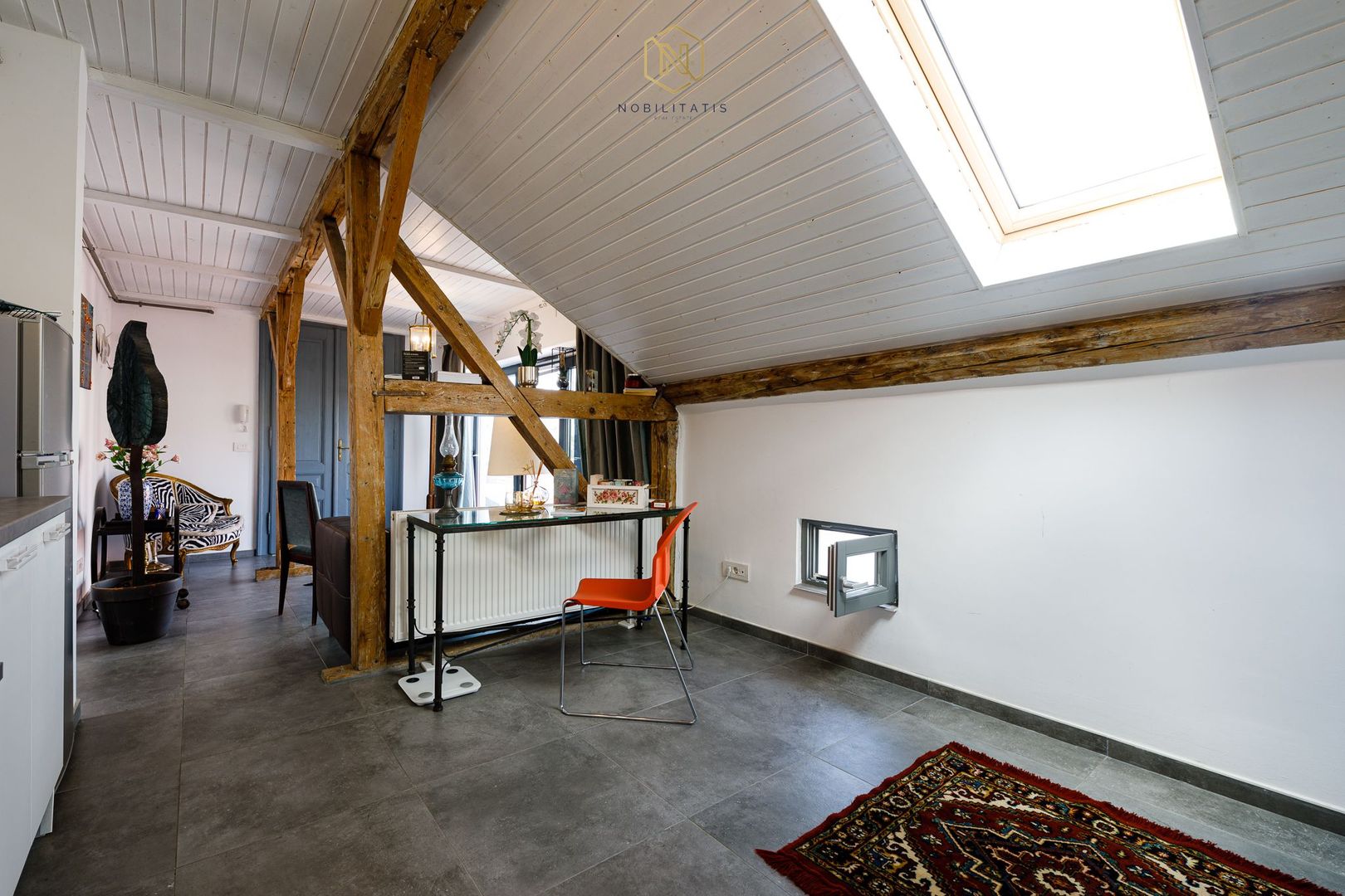 Oferta inchiriata-Apartament superb, central | Imobil Renovat integral + Terasa - Poză 6