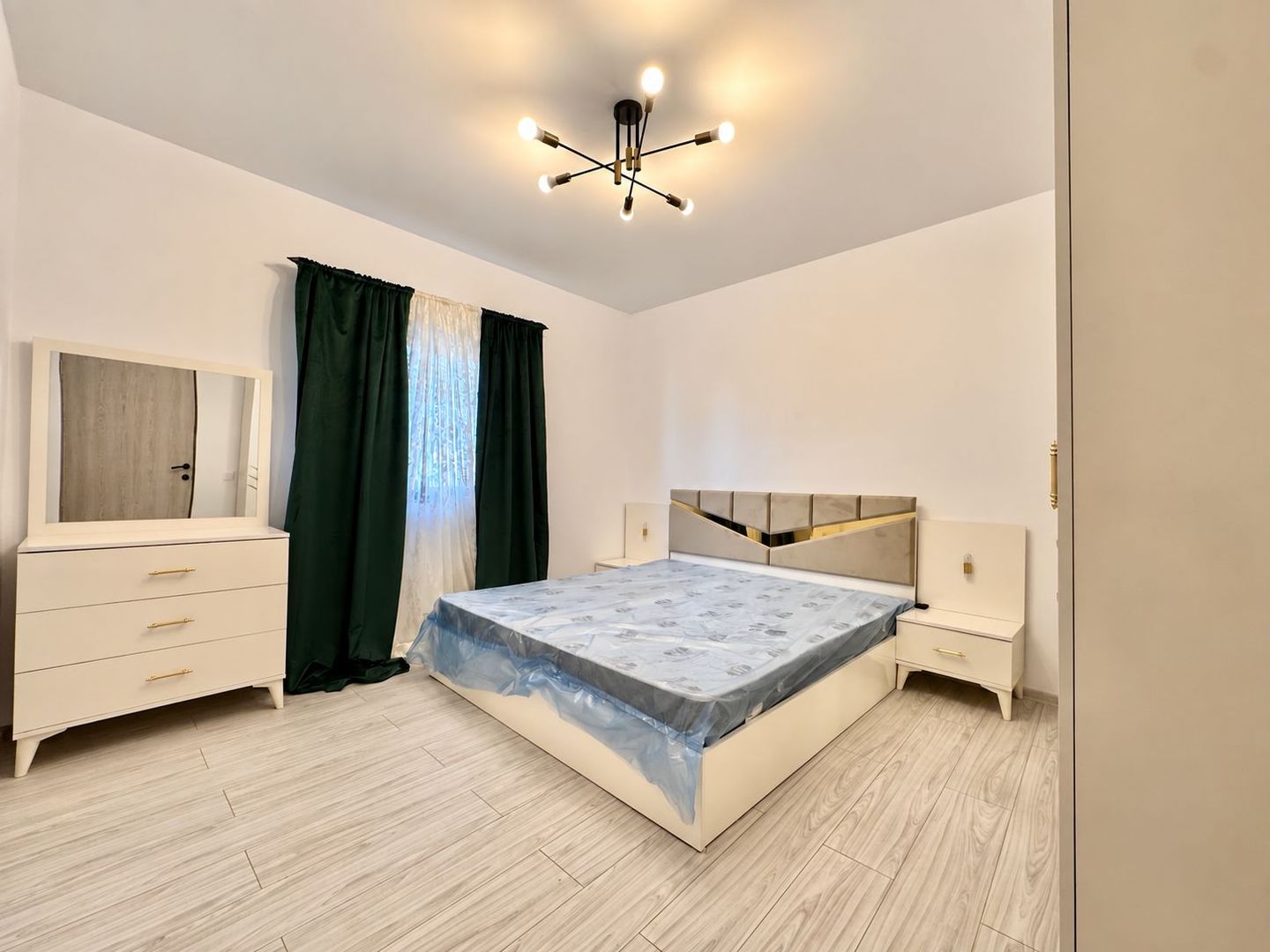 Casă modernă de închiriat, Stupinii – Str. Nicovalei- prima inchiriere - Poză 6