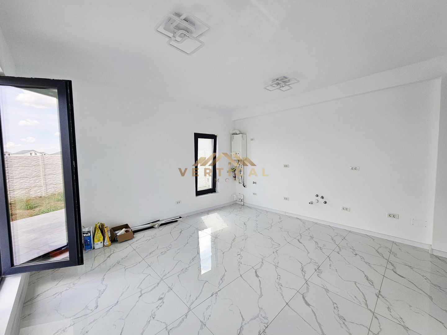 Casa Premium parter | 4 camere | comuna Berceni - Poză 6
