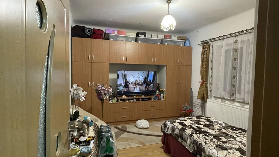 Apartament cu 1 cameră zona Mureşeni - Poză 1