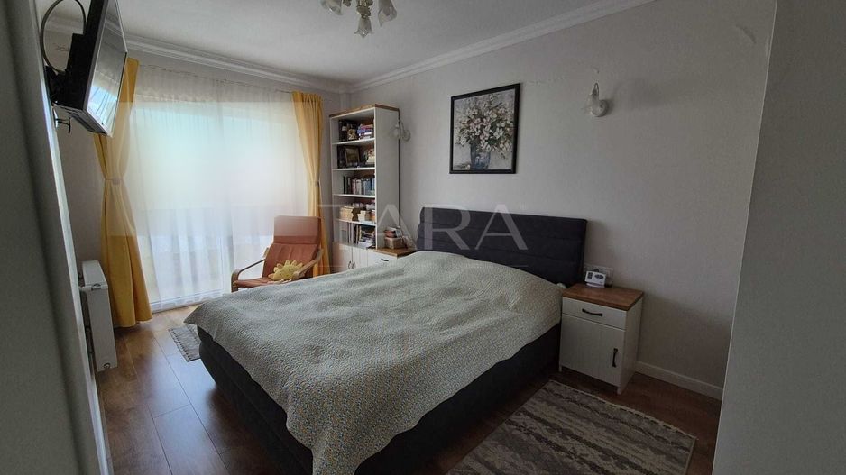 Apartament cu 3 camere, balcon de 12 mp și parcare – Floresti. - Poză 7