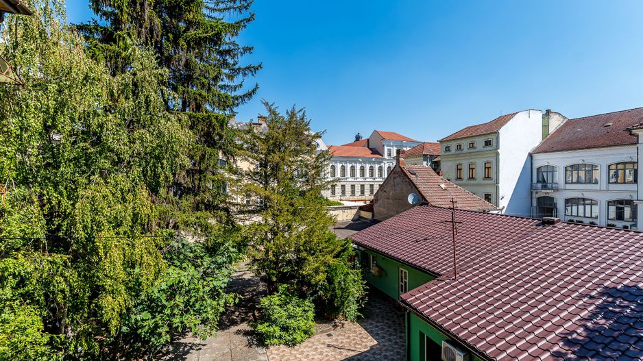 Apartament 3 camere lângă Parcul Copiilor | Etaj 1 | Fațadă renovată - Poză 1