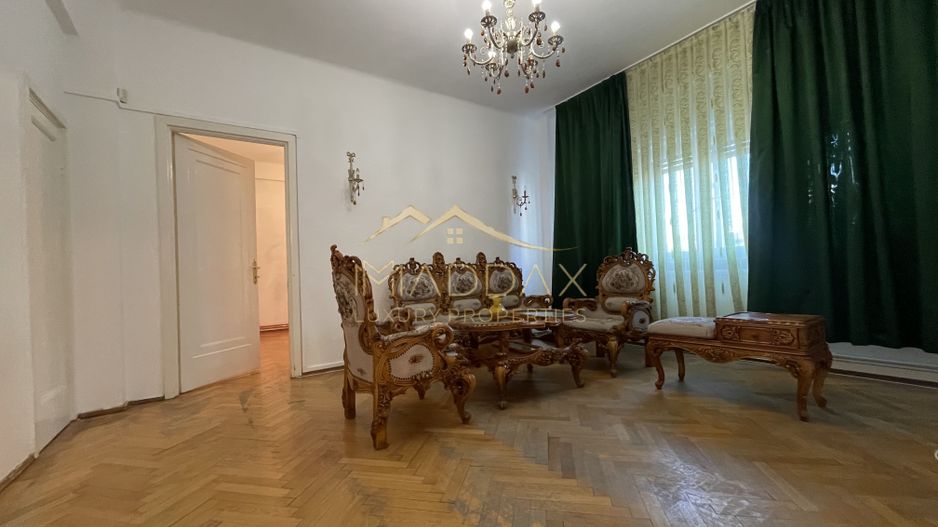 Apartament 5 camere****zona Centrala - Poză 1