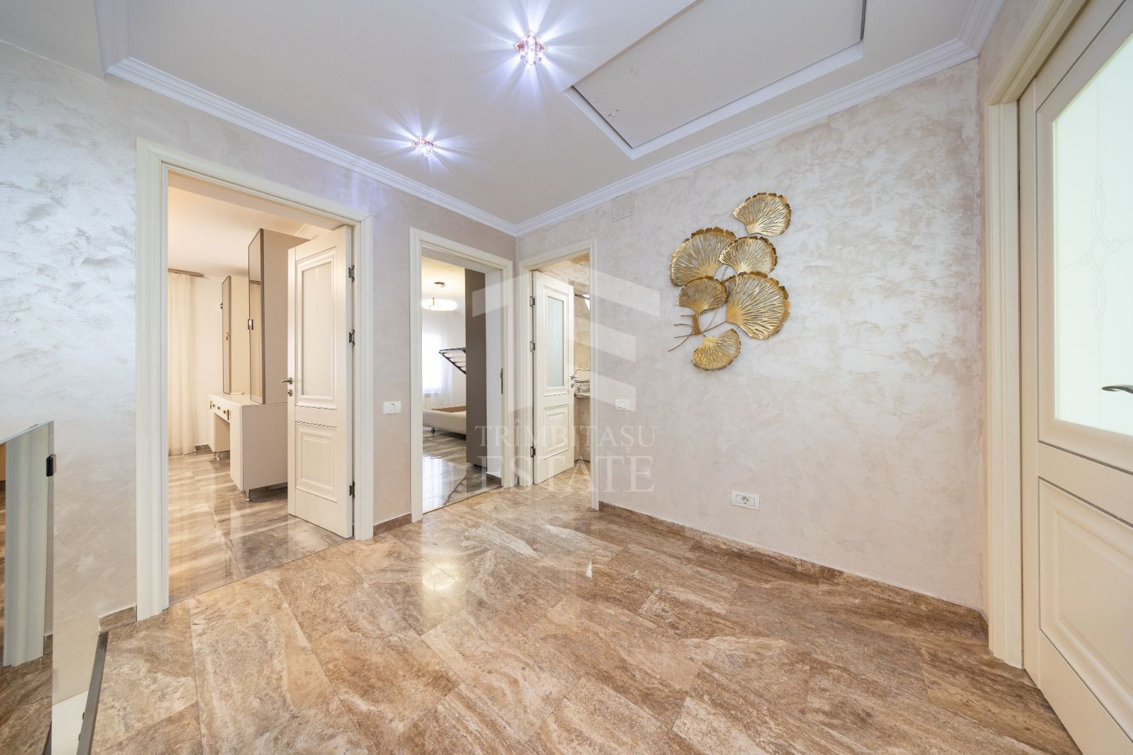 Sacele-Casa 6 dormitoare + 4 bai teren 979 mp. - Poză 15