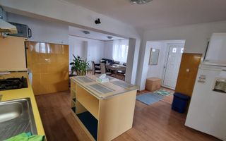 Casă spațioasă cu teren generos de 1000 mp in Dambul Rotund - Poză 6