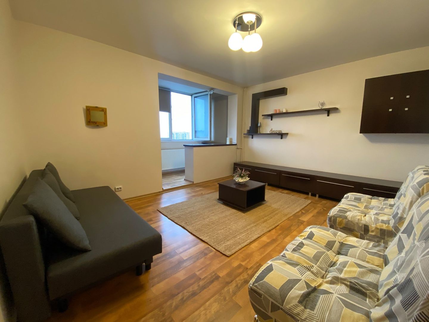 Apartament Drisotr - Metrou - Poză 1