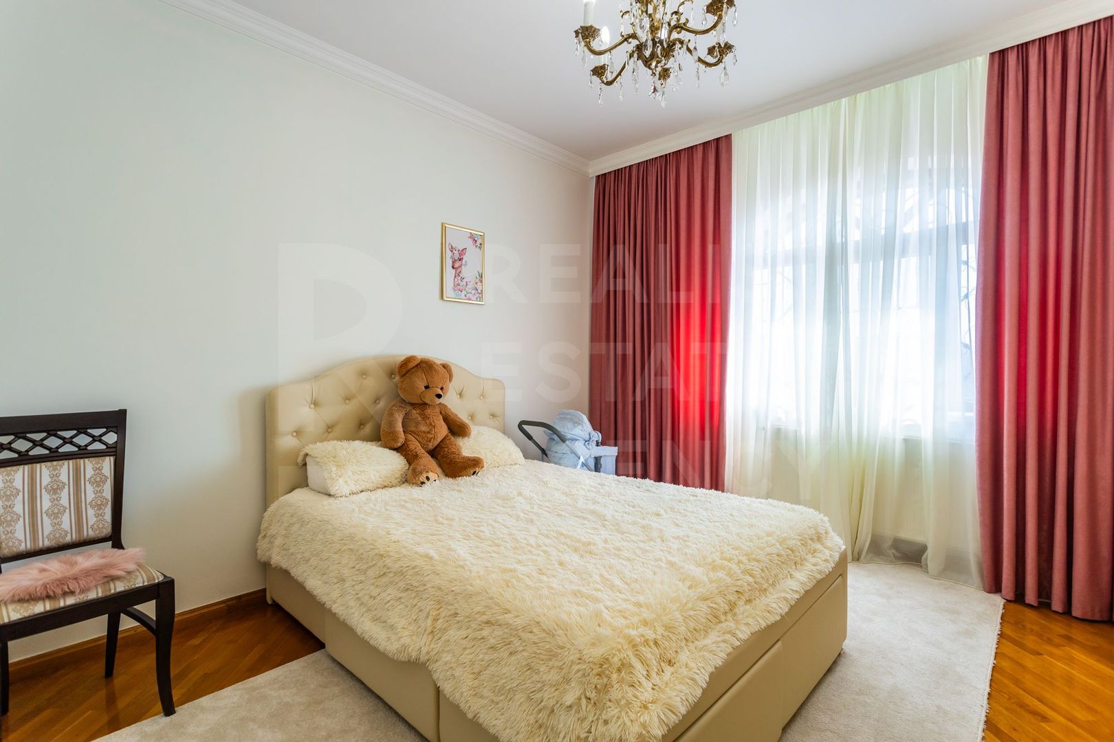 Vânzare casă de lux, 700 mp + 22 ari, situată în Tohatin - Poză 40