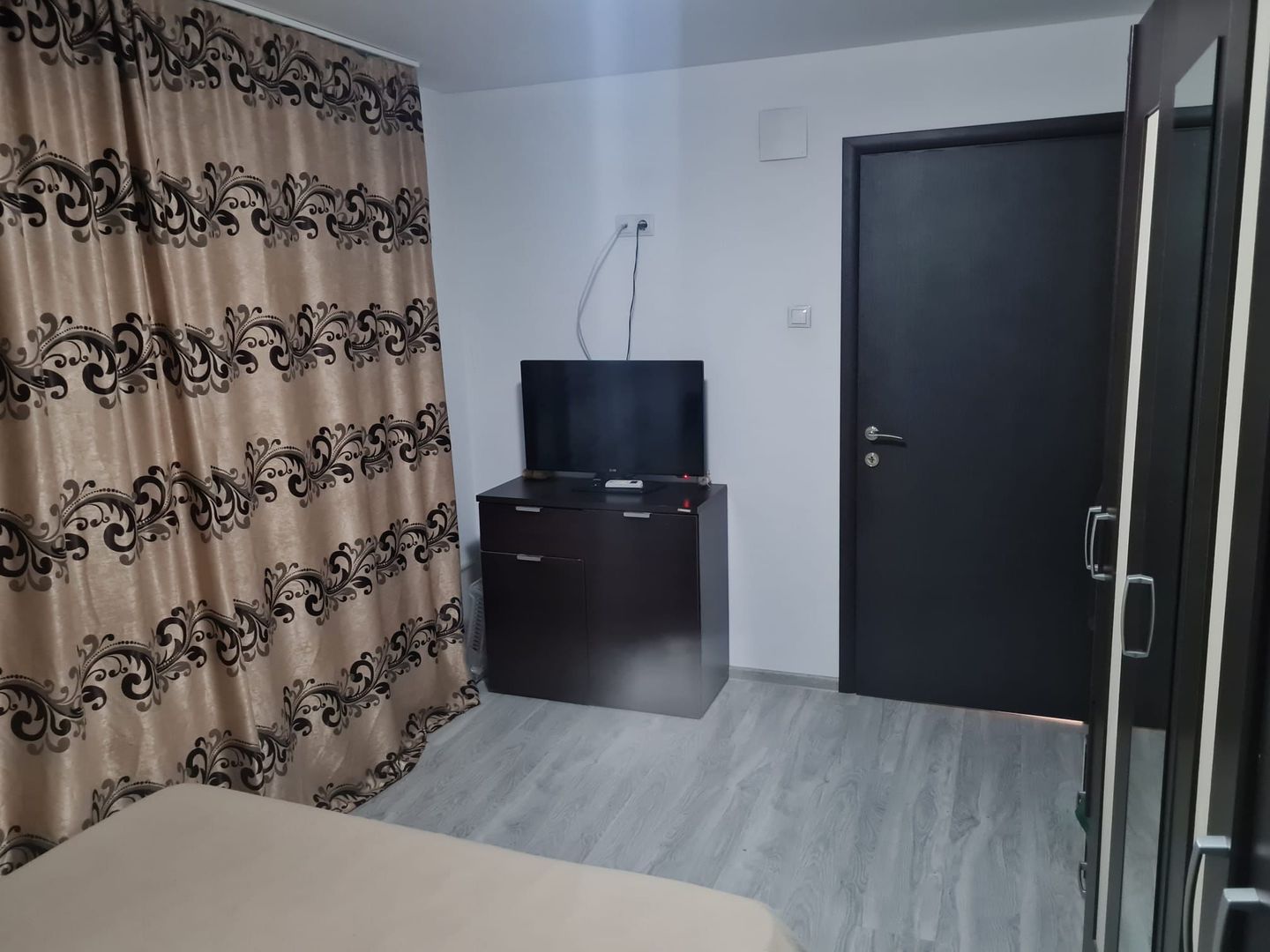 Casa premium cu piscina, panouri solare si teren de 520 mp – Giarmata Vii - Poză 22