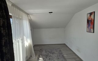 Casă cu piscină și garaj, teren 775 mp – Valea Borcutului - Poză 9