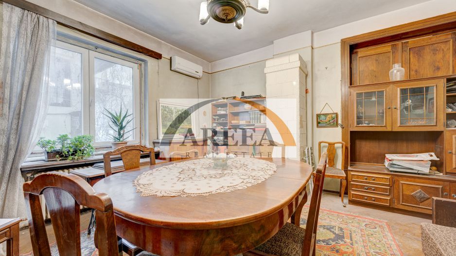 Ultracentral - zona Polona - 3 camere cu dependinte si GARAJ propriu - Poză 2