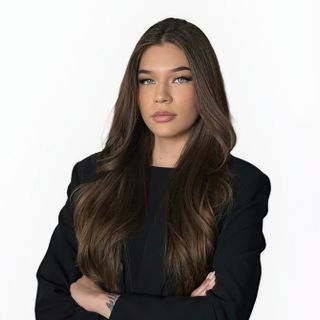 Raisa-Beatrice Bercsenyi - PROPERTY LAB