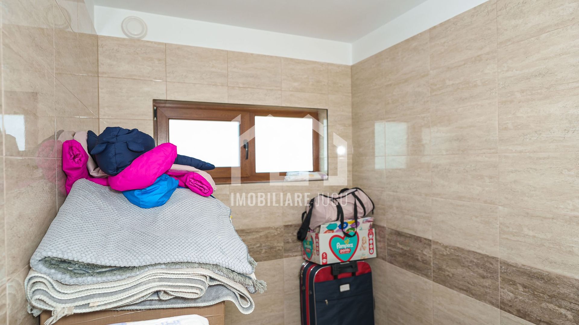 Casa individuala la cheie, 5 camere,180mp, teren 650mp, Jucu de Mijloc - Poză 12