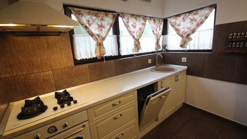 Vila individuala zona Girocului-Braytim - Poză 2