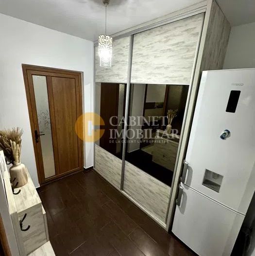 1 Camera Decomandat- Renovat Modern-Mobilat si Utilat - Poză 8