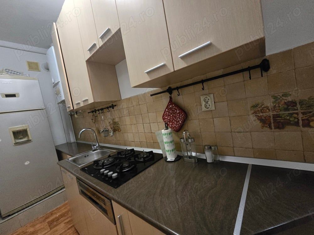 Apartament ultracentral Armeneasca 4camere 97mii - Poză 7