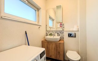 De Inchiriat Casa Individuala 4 camere, 140mp, teren 550mp, Campenesti - Poză 10