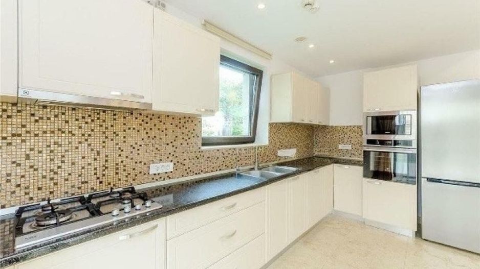 Inchiriere vila 5 camere Oxford Gardens - Poză 9