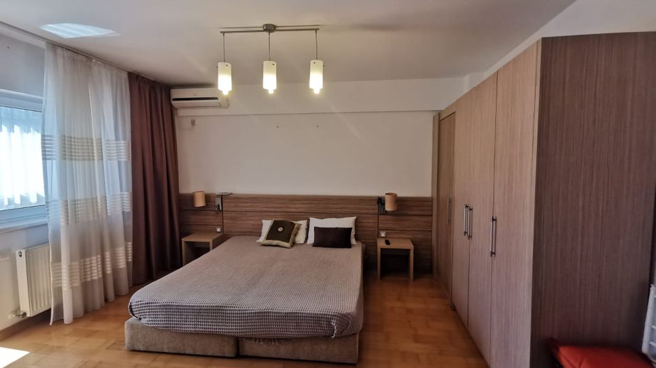 Garsoniera spatioasa mobilata si utilata - Poză 1