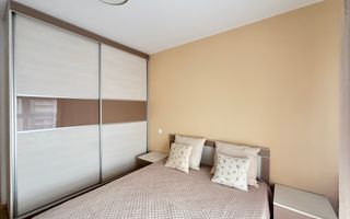3 camere Avantgarden Tractorul - Poză 4