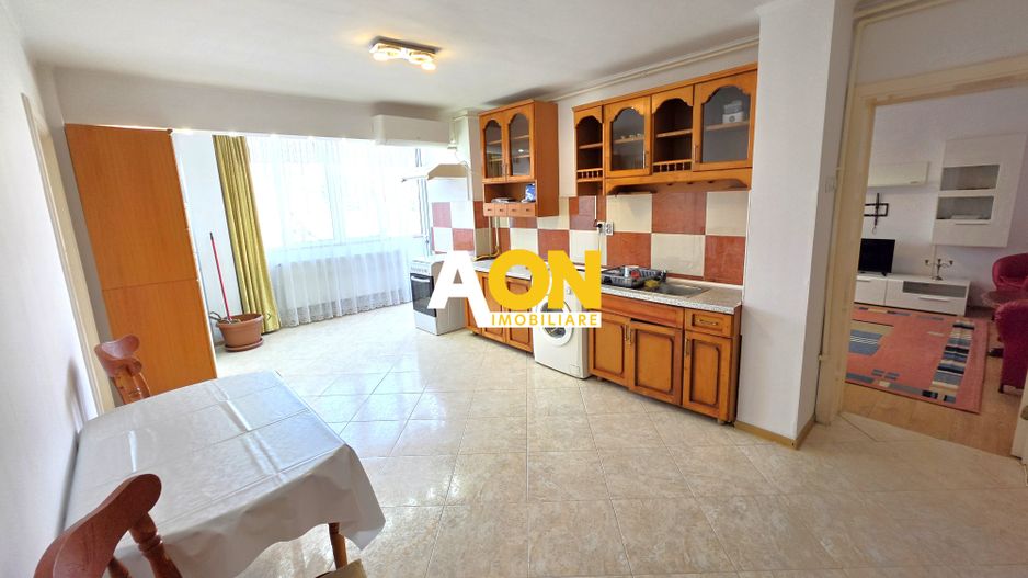Apartament 2 camere, 60 mp utili, etaj 3, zona ultracentrala - Poză 3
