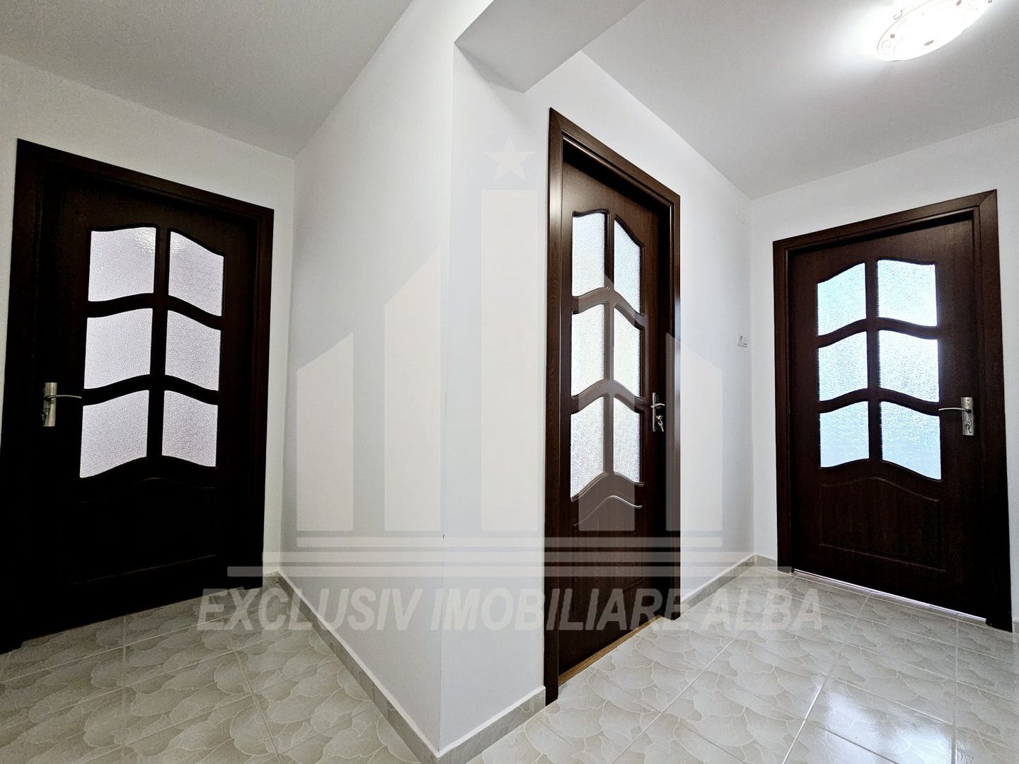 Apartament cu 2 camere decomandate de vanzare, Cetate - Poză 5