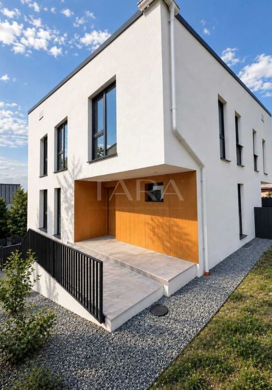 Casă tip duplex cu garaj dublu și curte proprie, zona Borhanci - Poză 1