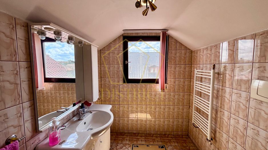 COM 0% Casa individuala spatioasa, piscina, garaj, anexe | Iosefin - Poză 21