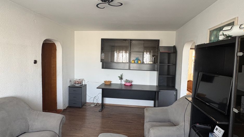 Apartament cu 3 camere - Centrala - Auchan Titan - Metrou 1 Decembrie - Poză 1