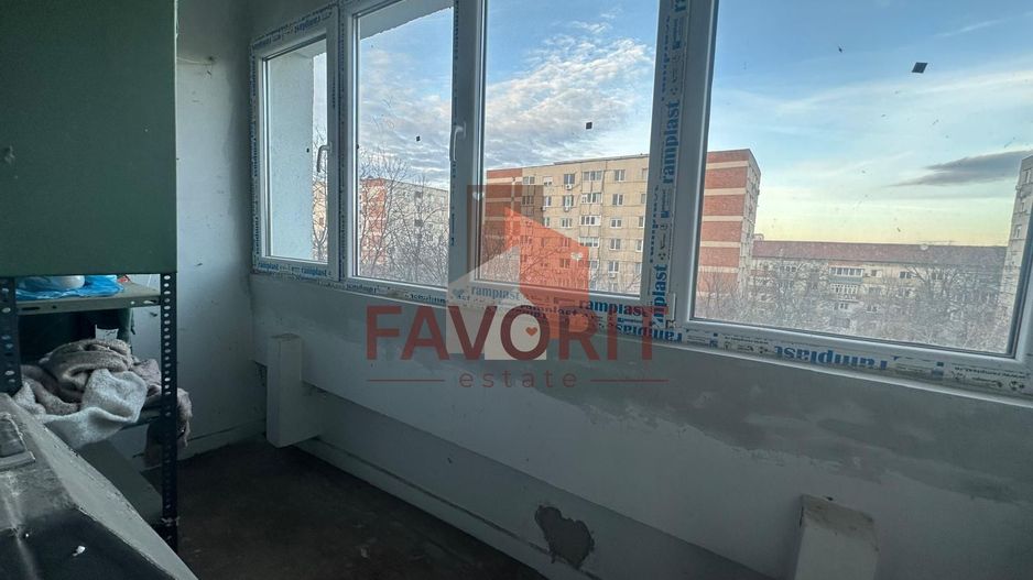 3 camere | etaj intermediar | lift | zona excelenta | boxa | - Poză 13