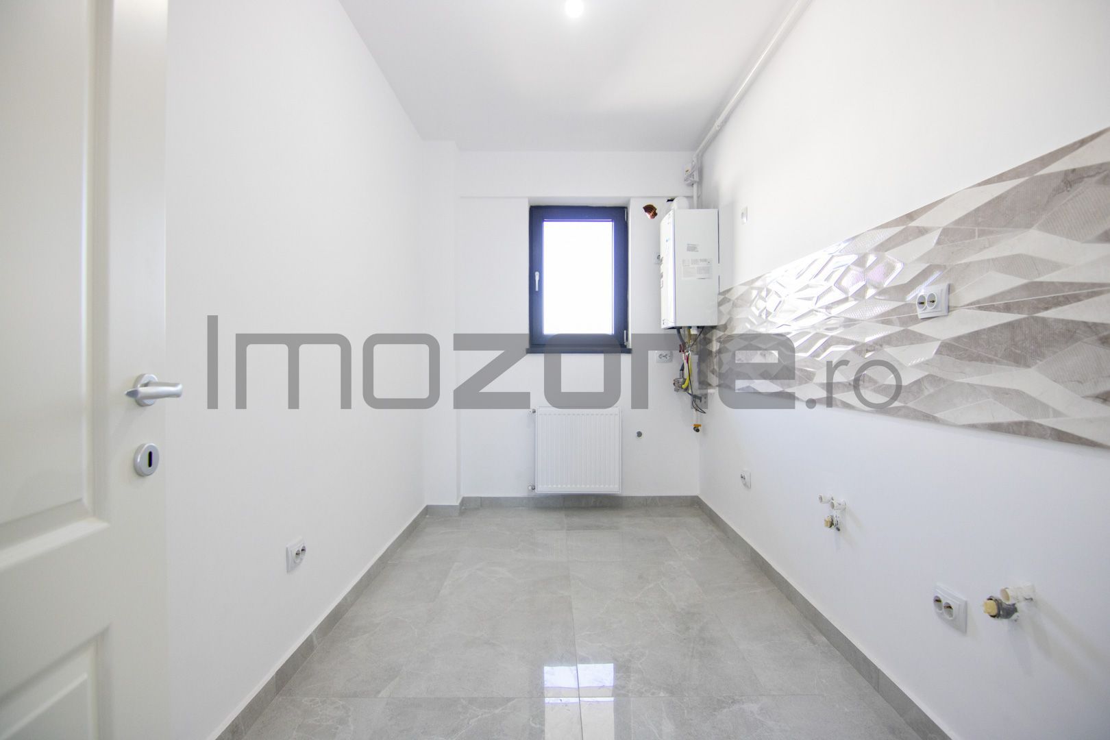 Luna IULIE vine cu -10% REDUCERE - Poză 5