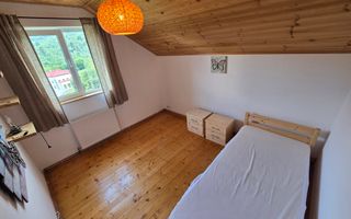 Casa 4 camere 3825 mp teren Cisnadioara - Poză 12