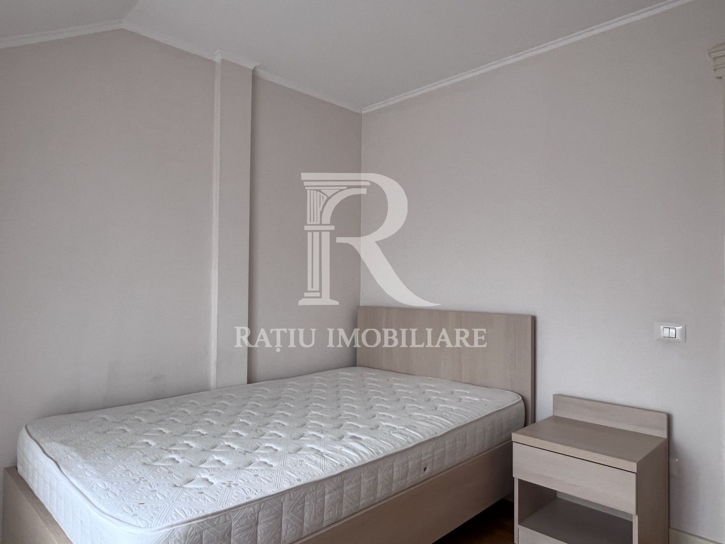 Casa cu 4 camere de inchiriat | Cartierul Grigorescu | Oradea - Poză 14