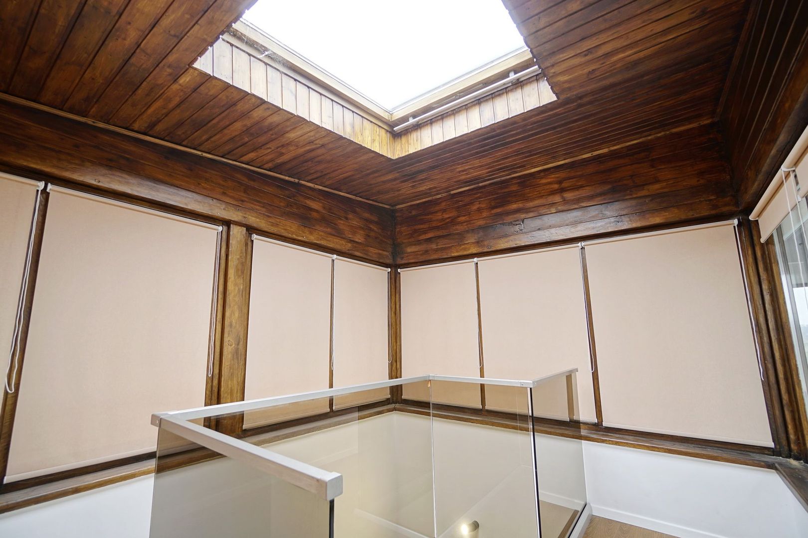 👉 Vilă spectaculoasă pe lac – Ghermănești | 573 mp | Terasă, ponton, - Poză 44