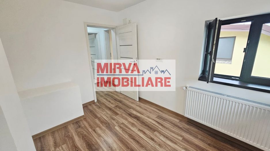 🏢 Spațiu de birouri de închiriat, 6 camere – Central, Ploiești - Poză 42