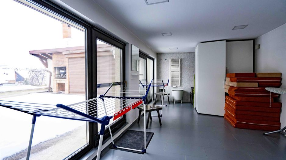 Vila 4 dormitoare garaj Ultracentral - Poză 12