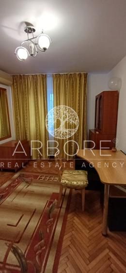 Apartament lux, zona Piata Victoriei, 4 camere , 2 bai, centrala termica  terasa - Poză 12