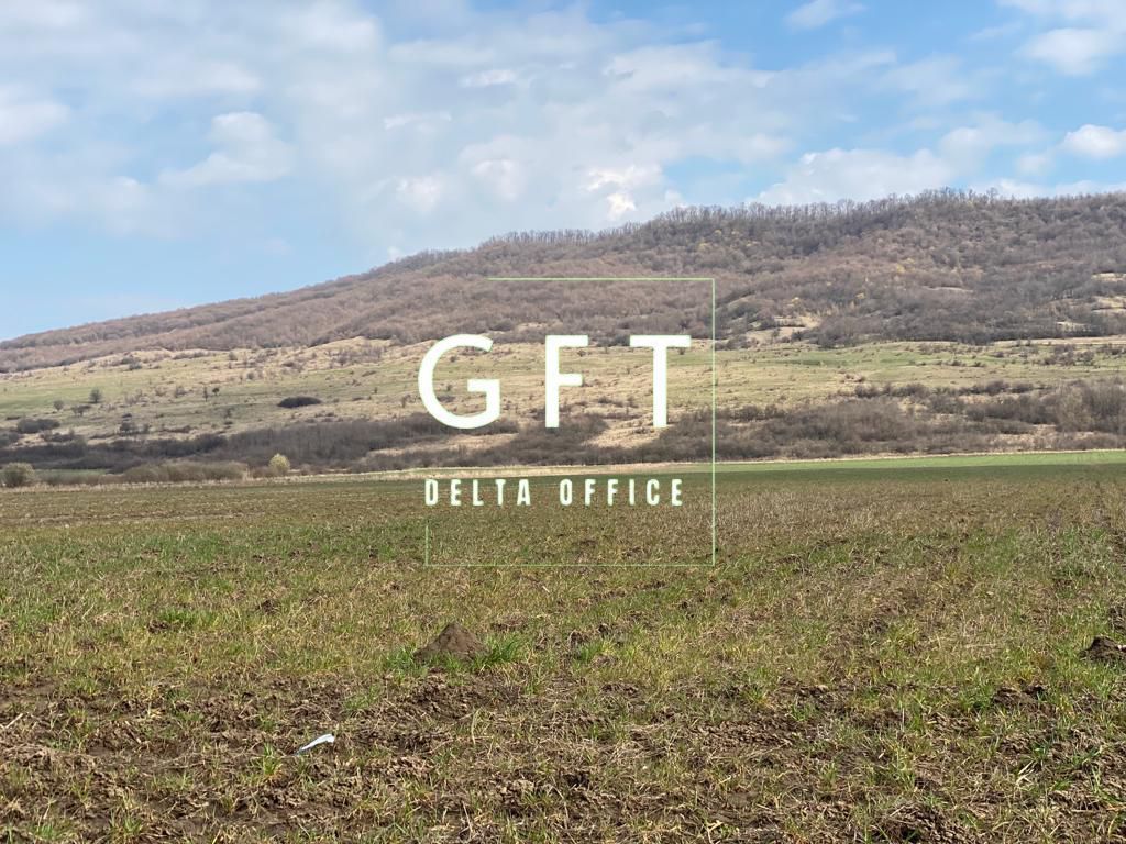 Teren Intravilan-3750mp- zona in plina dezvoltare-Zona Podirei - Poză 1